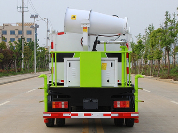 國(guó)六凱馬 藍(lán)牌 5噸 抑塵車(chē)