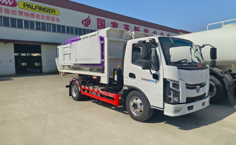奧馳插電式混合動(dòng)力車(chē)廂可卸式垃圾車(chē)