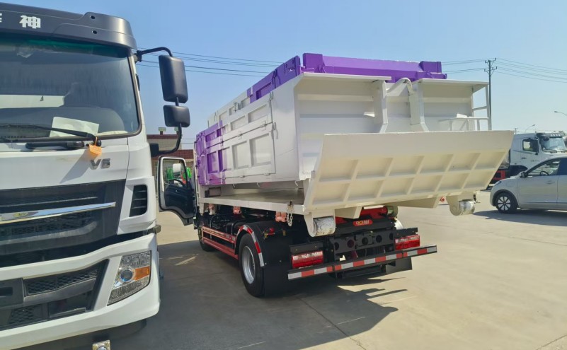 奧馳插電式混合動(dòng)力車(chē)廂可卸式垃圾車(chē)